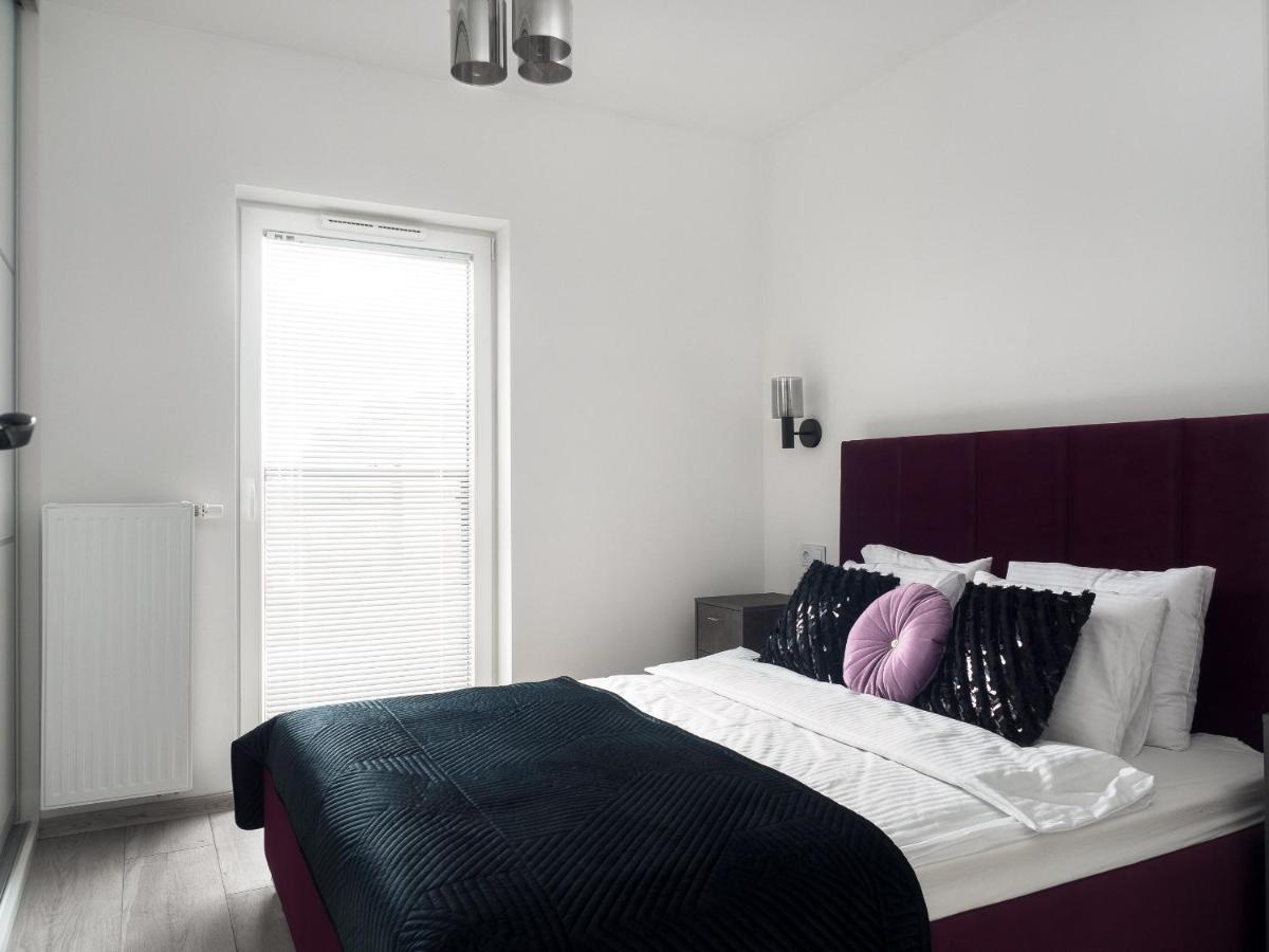 Szwedzka 22C Separate Bedroom Free Garage By Perfect Apart Varsovia Exterior foto